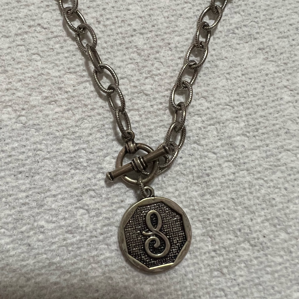 Silver Tone Necklace